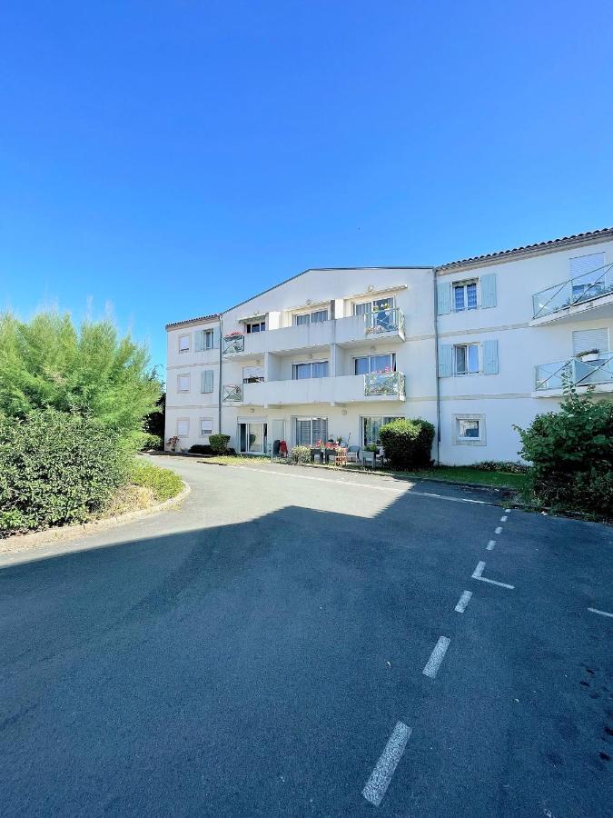 Aparthotel Domitys Le Clos Du Cedre Dompierre-sur-Mer Exterior foto
